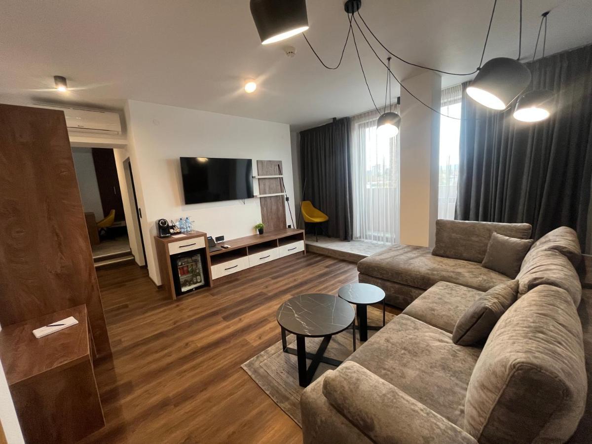 Hotel Niks Sevlievo Dış mekan fotoğraf