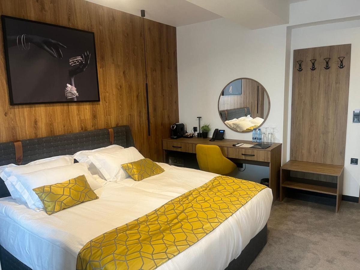 Hotel Niks Sevlievo Dış mekan fotoğraf