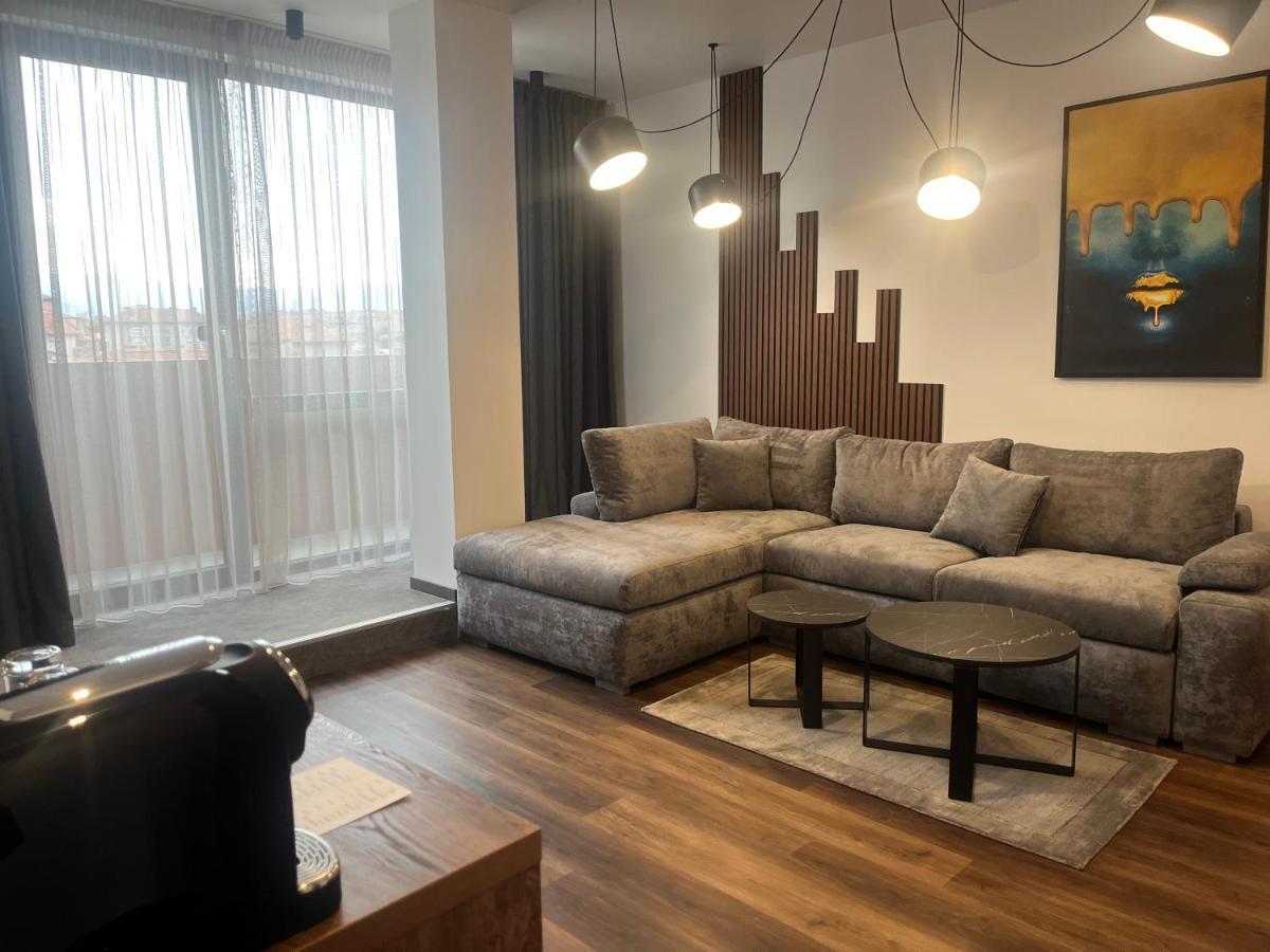 Hotel Niks Sevlievo Dış mekan fotoğraf
