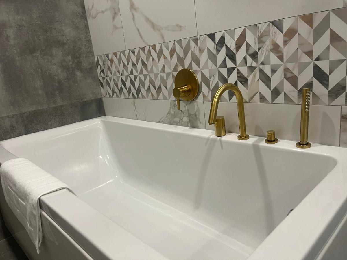 Hotel Niks Sevlievo Dış mekan fotoğraf