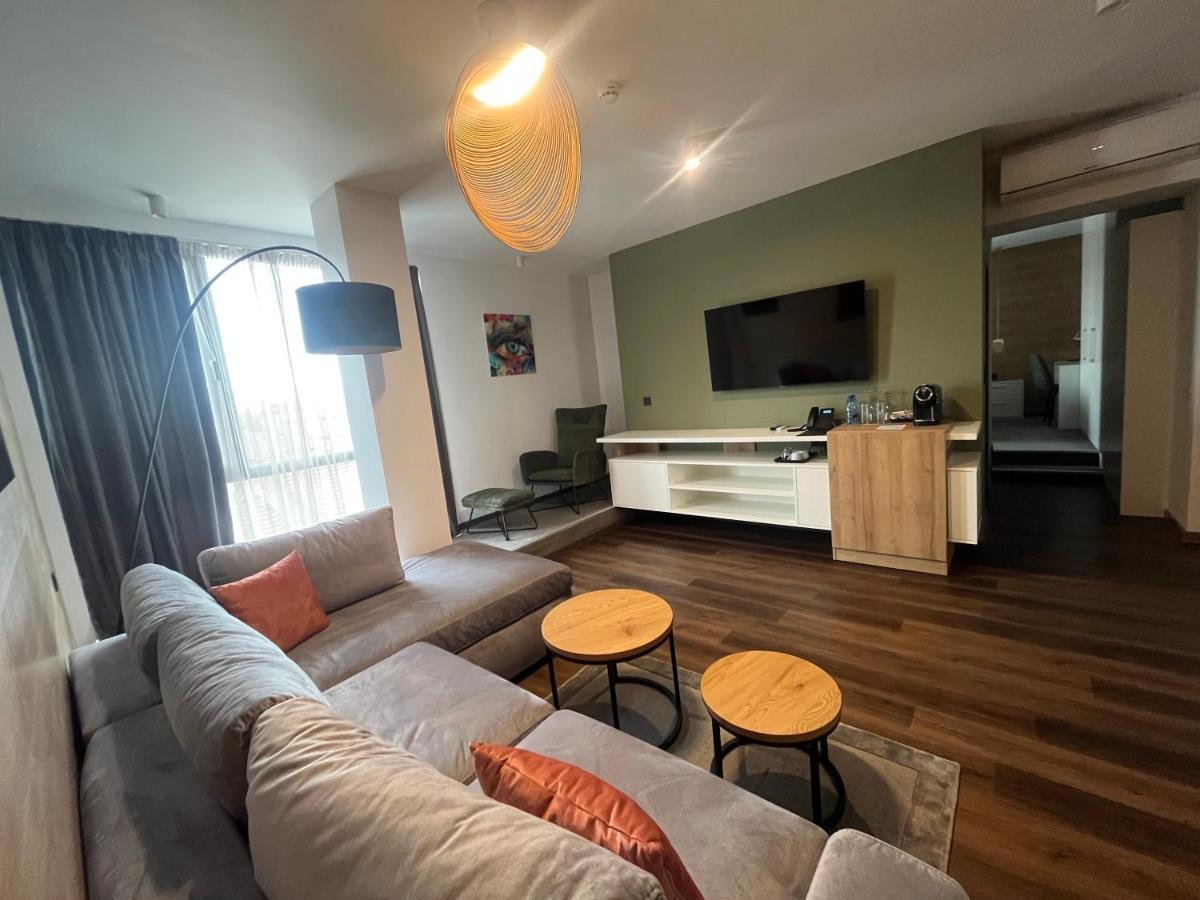 Hotel Niks Sevlievo Dış mekan fotoğraf
