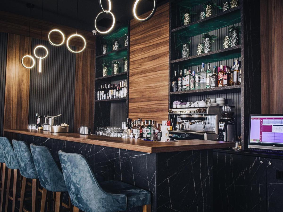 Hotel Niks Sevlievo Dış mekan fotoğraf